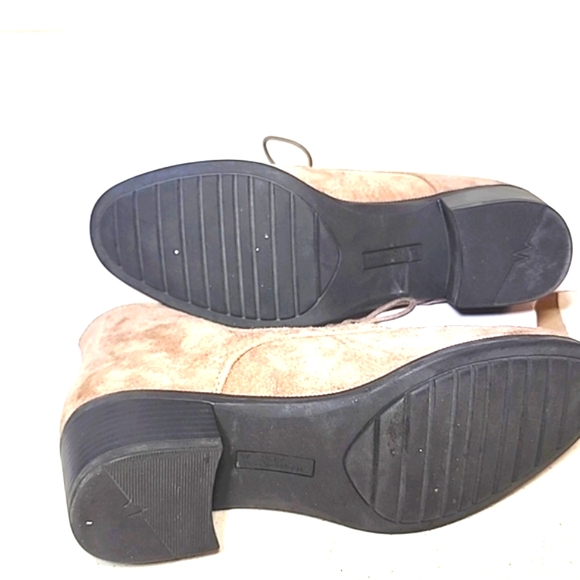 Women's Tan And Black Suede Lace-Up Booties White Mountain Size 9 - Picture 7 of 9